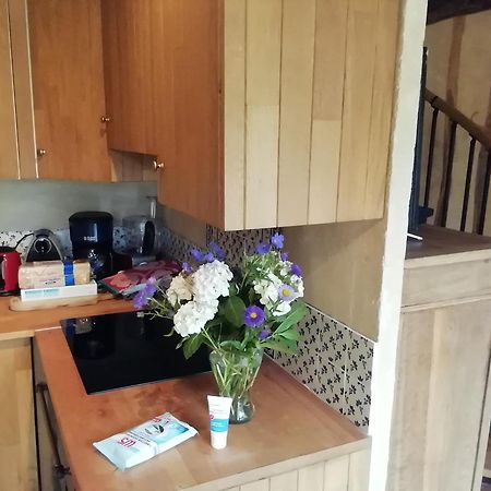 Le Clos-Masure De Beatrice Montreuil-en-Caux Room photo